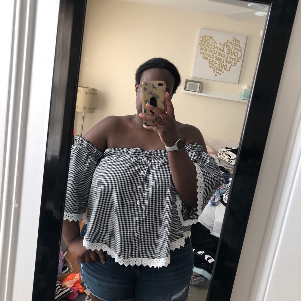 OTS Cropped Gingham Lace-Trim Top